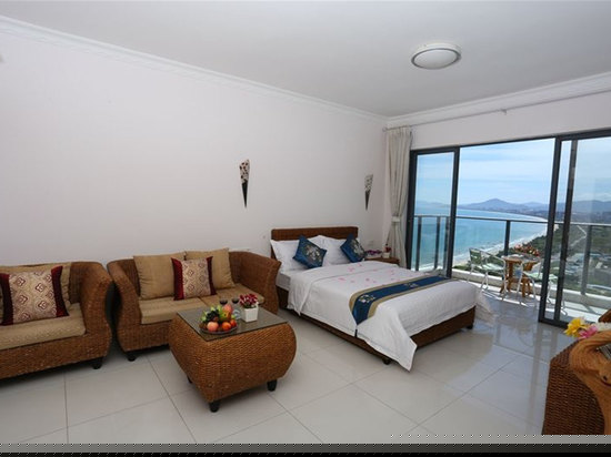 高级海景大床房