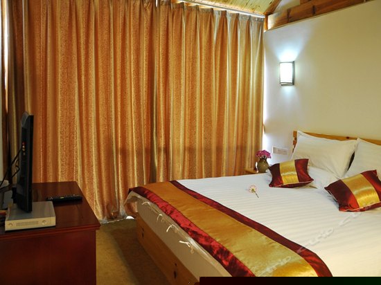 白族民居星空大床房