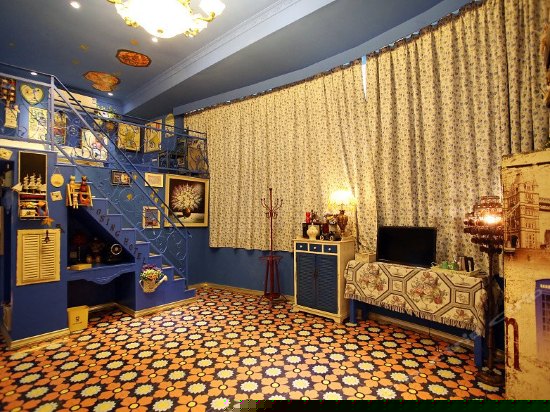 枫叶林,复式别墅大自然主题房