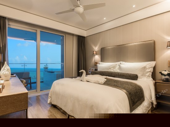 大使行政三居套房