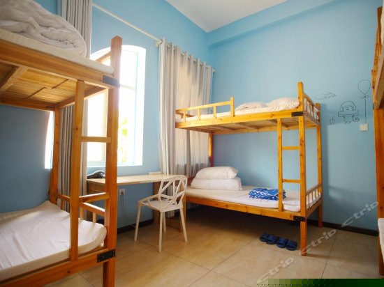 八人间（床位房）