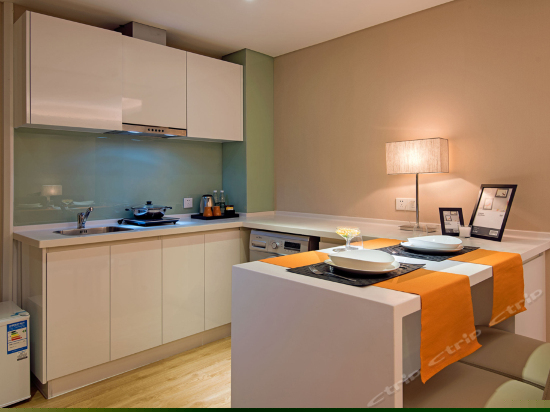 市景大床套房公寓