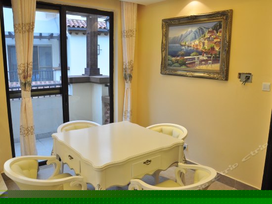 六房十二床双拼别墅F房