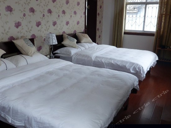 花里 庭院家庭房