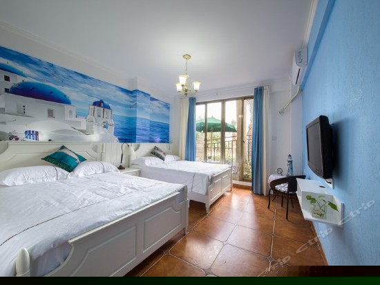 海之恋庭院四人房