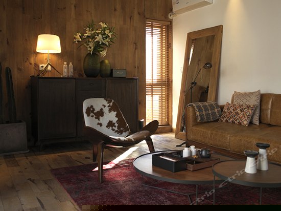 寂水楼台星空复式房-寂