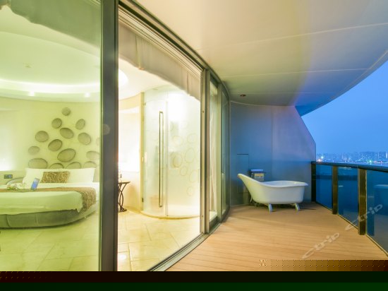 诺曼王朝豪华海景子母套房