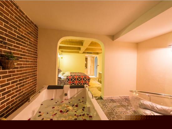 豪华地中海海景蜜月大床房