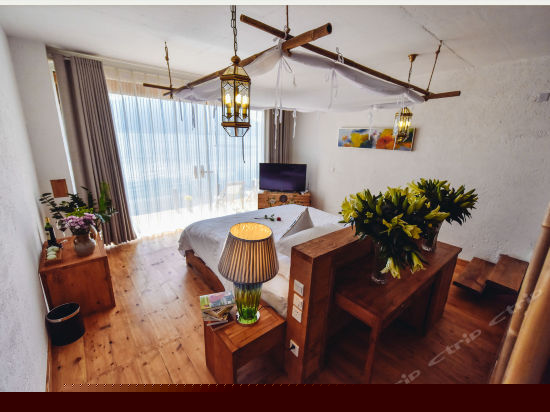 F102海景露台大床房