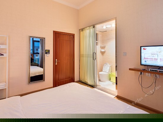 绿茵阁田园风光大床房