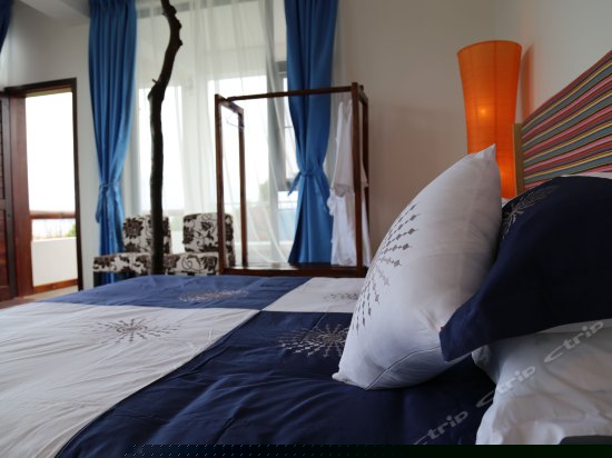 全日出海景大床房