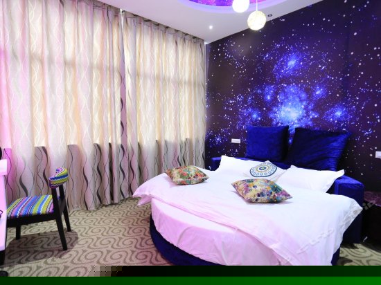 心语心愿圆床房