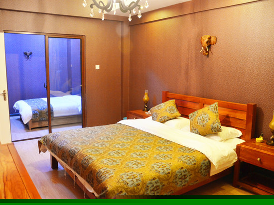 独立阳台山景家庭套房