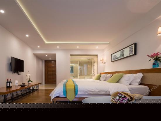 独立阳台海景双床房