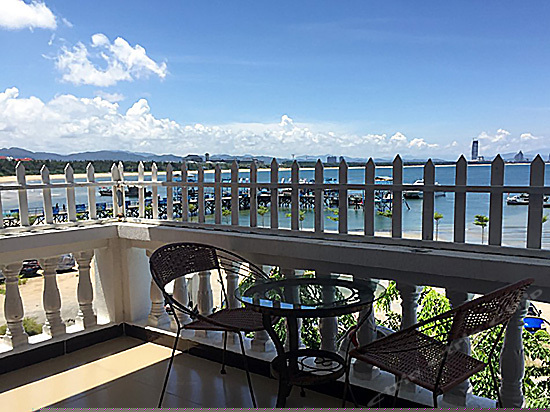 榻榻米海景大床房（独立观海阳台）