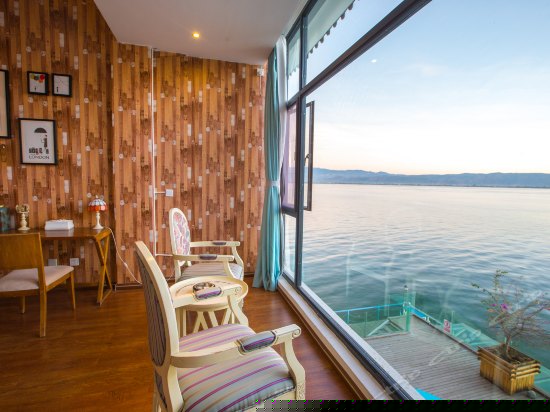 复式海景大床房