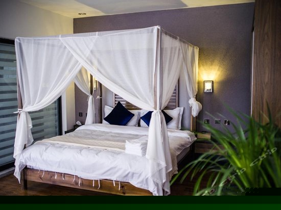 悦澜-无边泳池套房