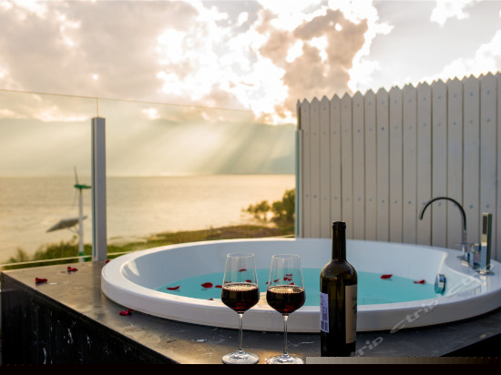 露台浴缸海景大床房