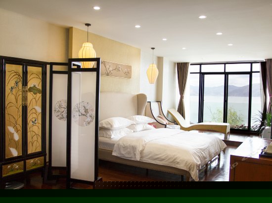 精致海景大床房