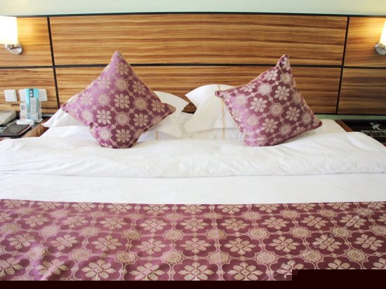 数码商务大床房