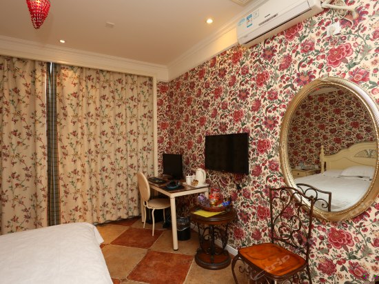 欧式浪漫大床房