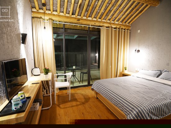 阳台景观大床房