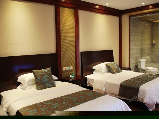 豪华园景标准间