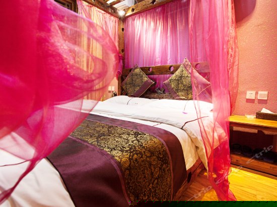 全景蜜月大床房