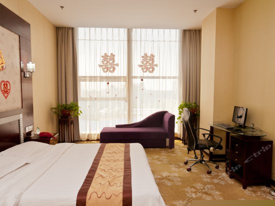 四楼商务大床房