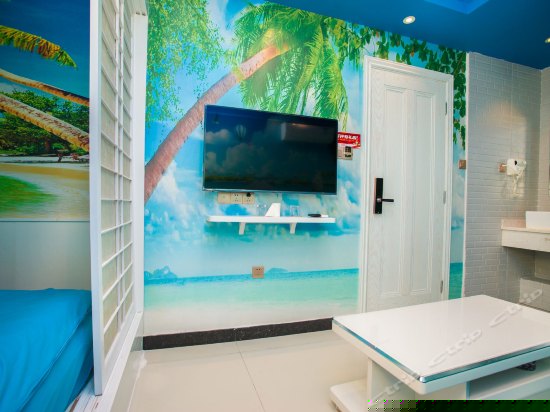 蜈支洲椰林海岸