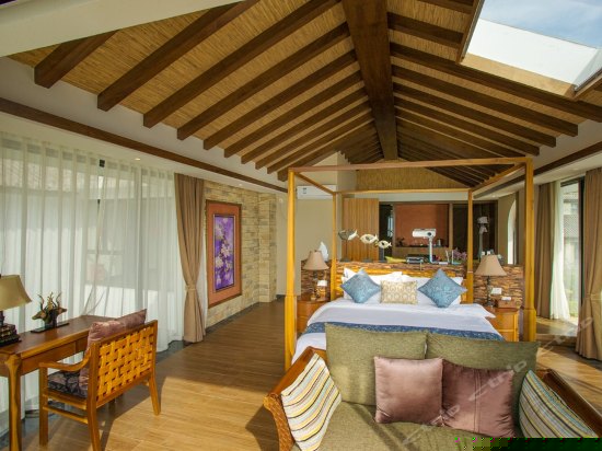 270度海景豪华大床房302