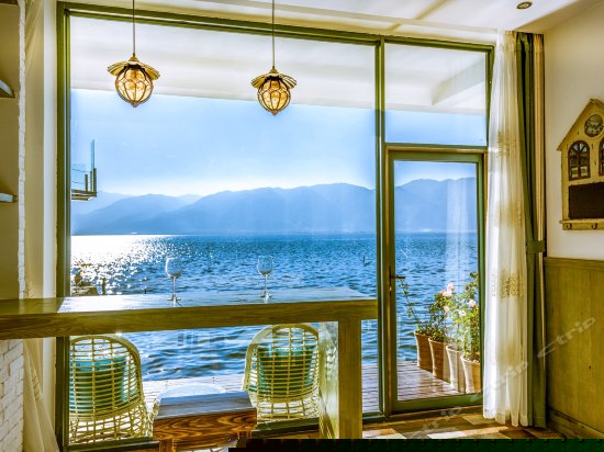 风情地中海式海景大床房