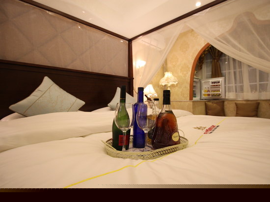 豪华宫廷大床房