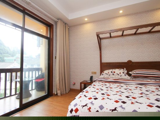 豪华景观大床房