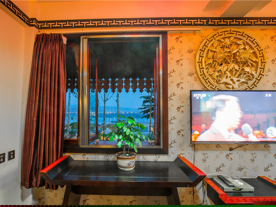 傣家风情望江双床房