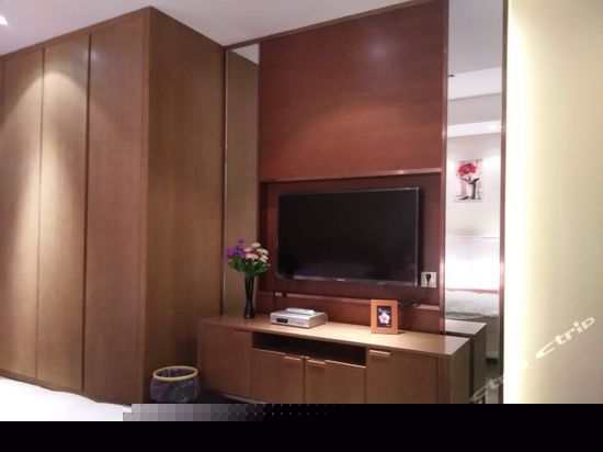 商务城景大床房