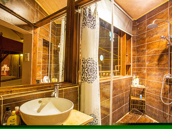 翩蝶轩豪华蜜月套房