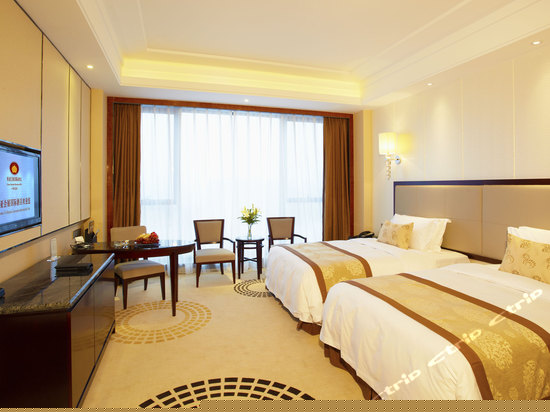 湖景豪华双床房