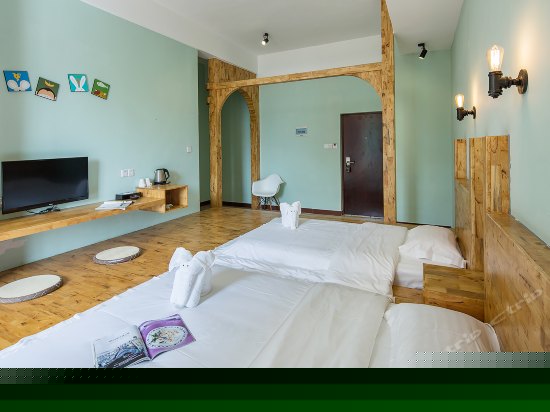 荷塘秋色母子房