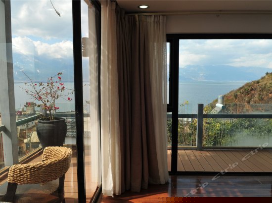 逸海-海景大床房