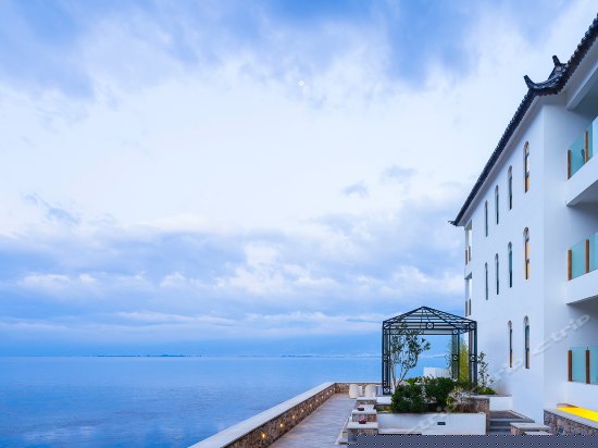 独立阳台汤池海景亲水房