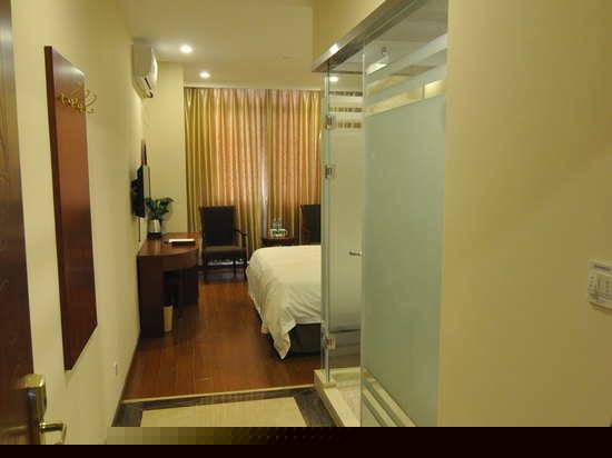 1.8米豪华大床房