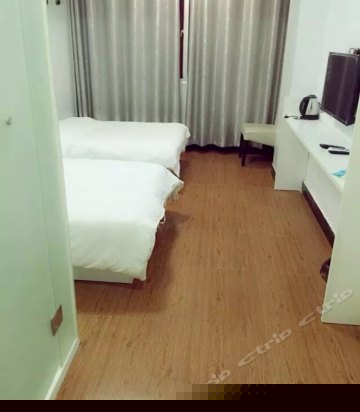 标准双床房