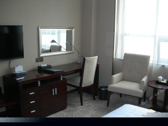 近景豪华大床间