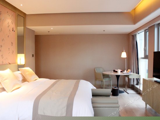 商务市景大床房