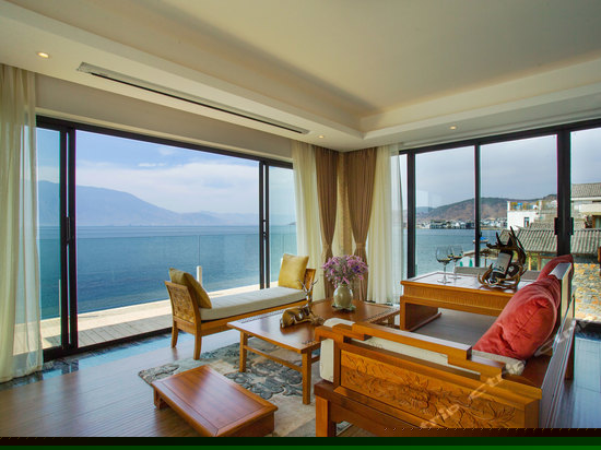 270度海景豪华大床房201