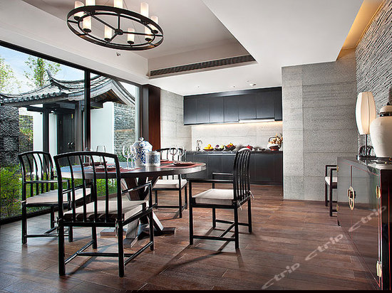 豪华复式双卧室别墅