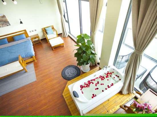 豪华海景商务套房302