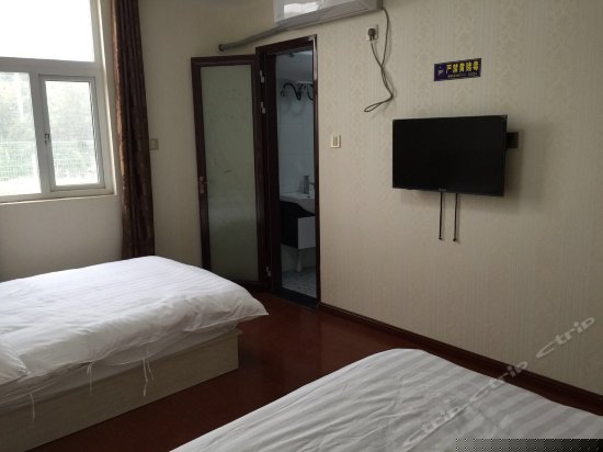 双床间