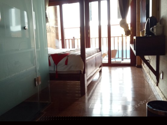 傣家风情大床房